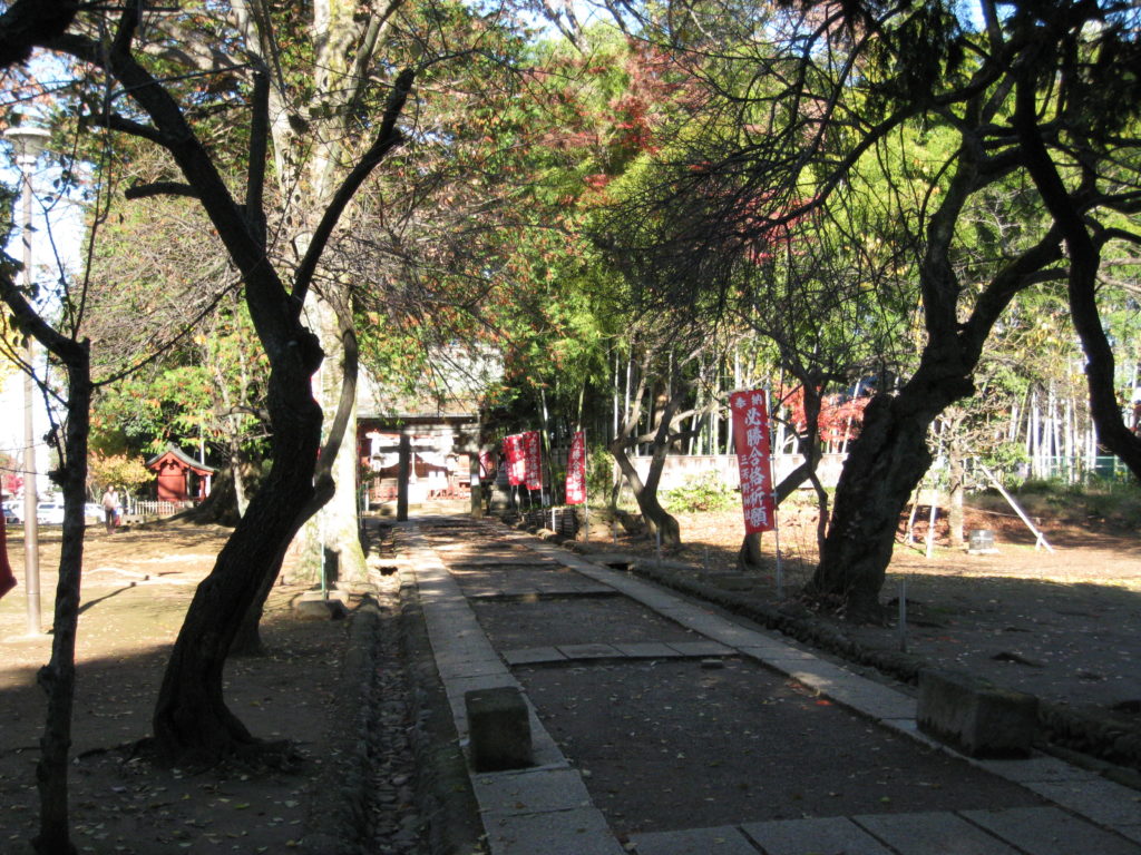 三芳野神社　参道