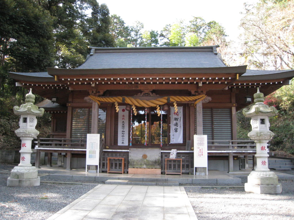 中氷川神社 拝殿