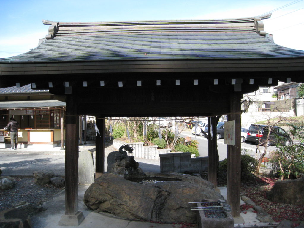 中氷川神社 手水舎