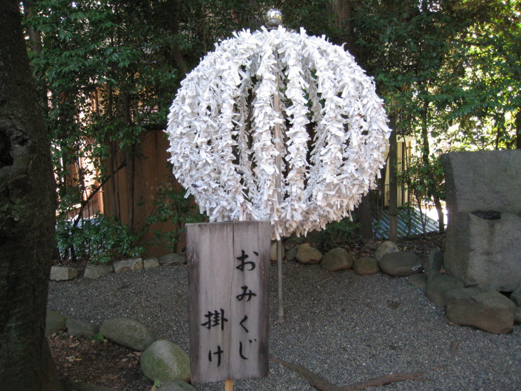 乃木神社 おみくじ掛け