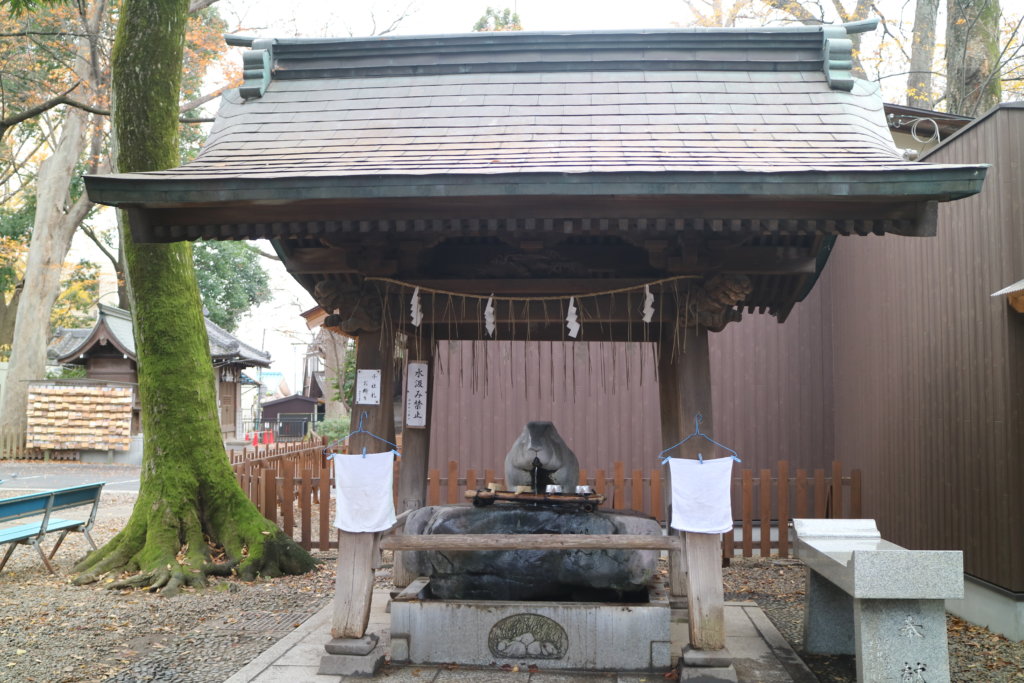 調神社 手水舎