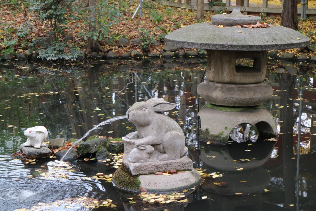 調神社 池