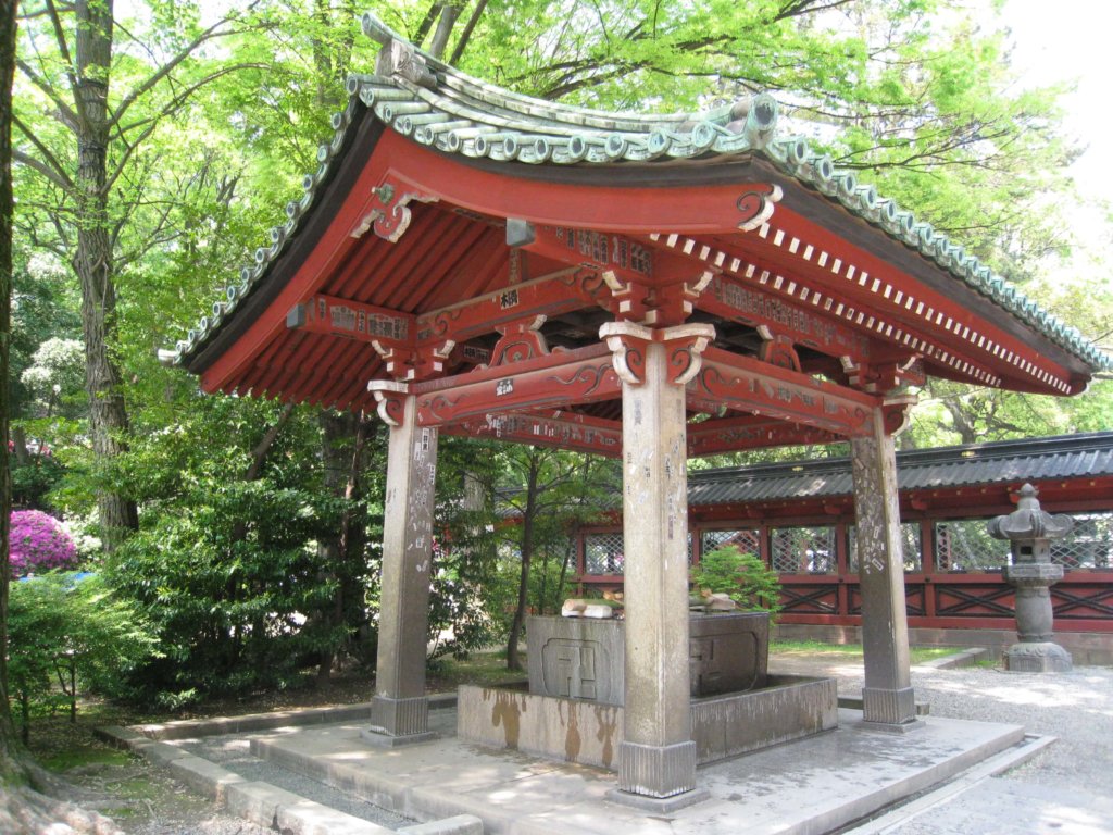 根津神社 手水舎