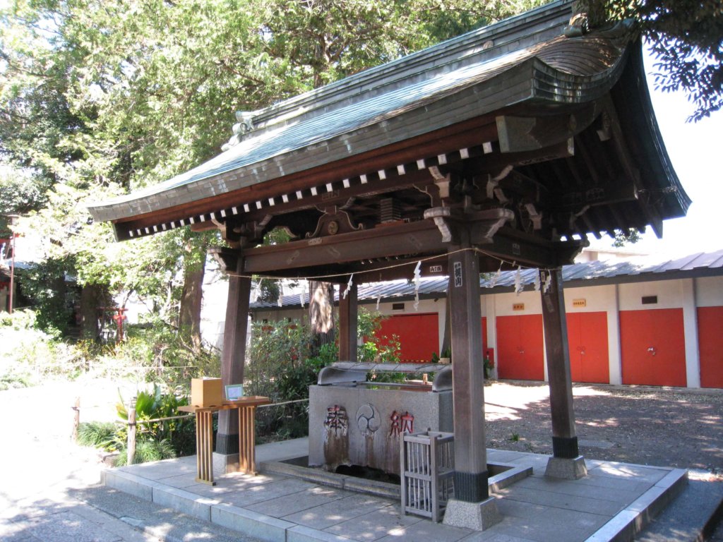 自由が丘熊野神社 手水舎