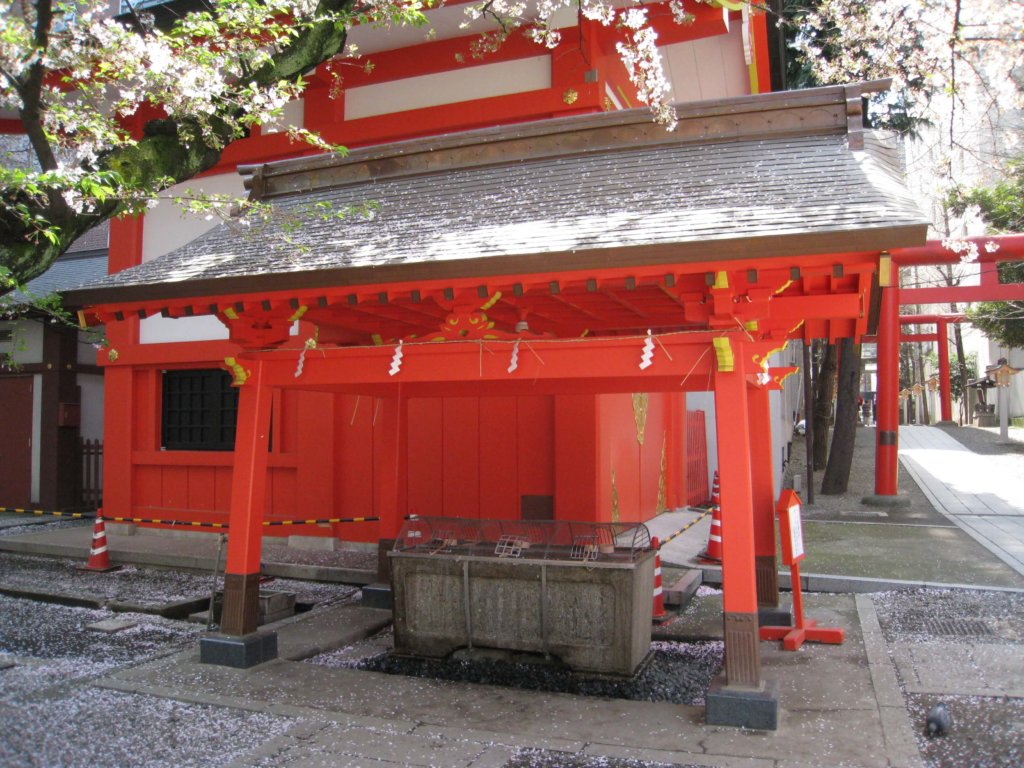 花園神社 手水舎