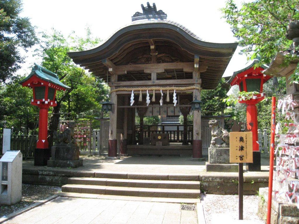 江島神社 奥津宮