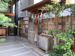 松島神社　手水舎