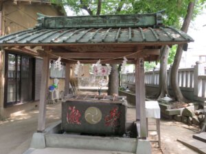 清瀧神社　手水舎